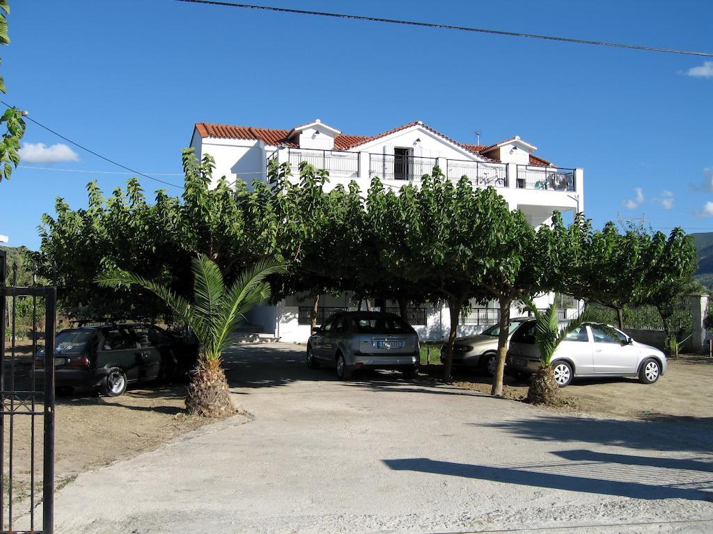 Yiota Studios Alykes  Exterior foto